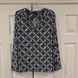 Kaari Blue Navy and White Diamond Pattern Long Sleeve Top